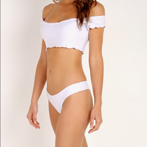 🐚KAOHS WHITE SALTY BIKINI BOTTOMS 🐚 - Picture 9 of 16